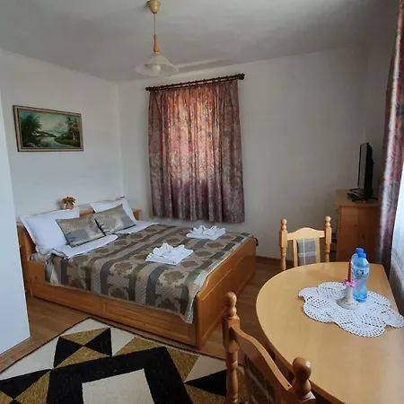 солакови ** 4* Devin