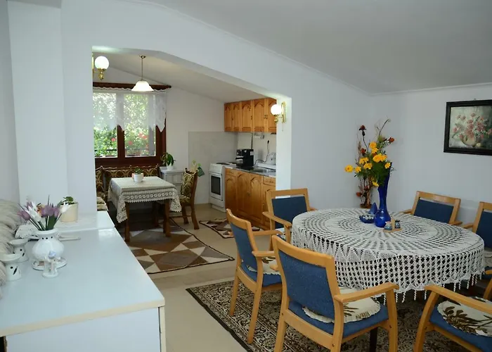 солакови ** Къща за гости Девин