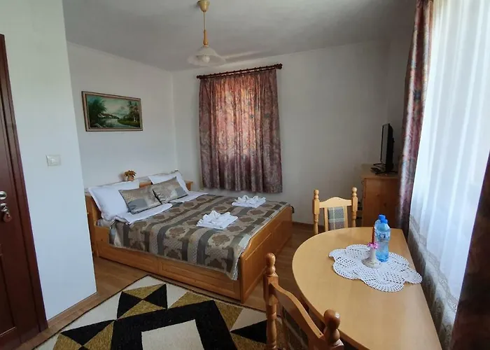 солакови ** 4* דבין