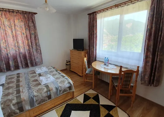 солакови ** דבין